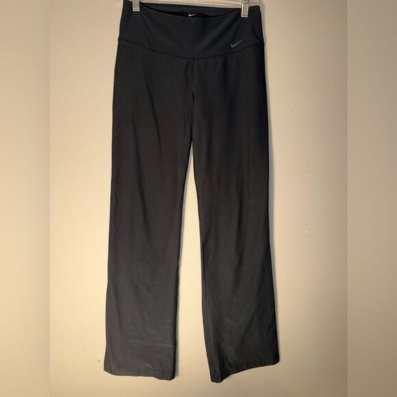 Nike Dri-FIT Black Wide leg Yoga Pants Small - Picture 1 of 4